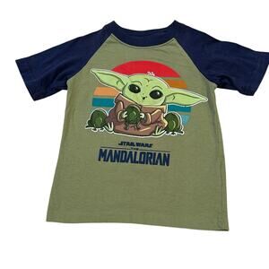 Boy's Star Wars T-Shirt sz 2T